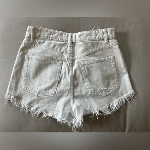 Zara size 6 white jean shorts